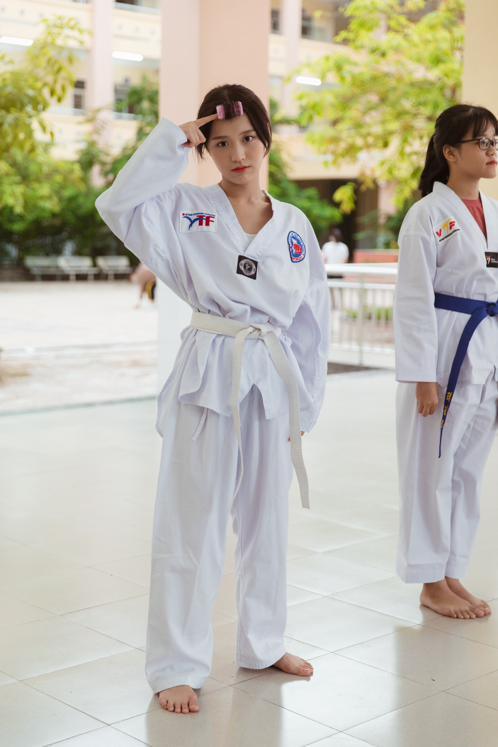Han Sara đỏ mặt tiết lộ có những cảnh quay táo bạo trong Đừng làm bạn nữa - Ảnh 1.