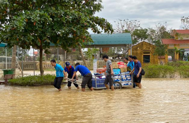 EVNGENCO 3 triển khai nhiều hoạt động hỗ trợ đồng b&agrave;o miền Trung - Ảnh 2.