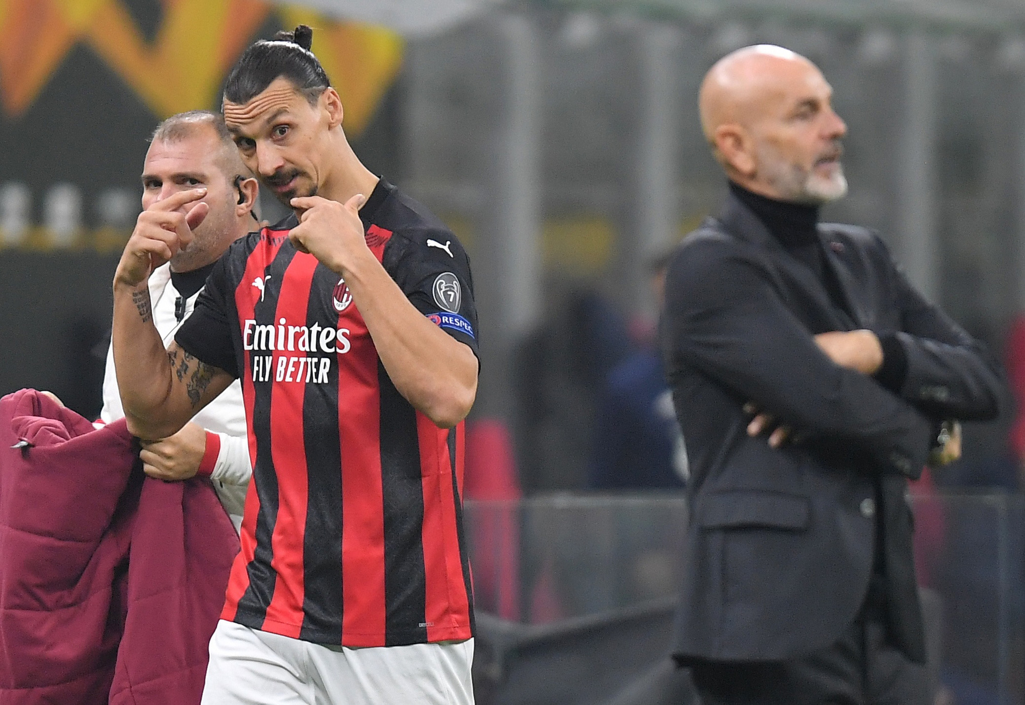 Ibrahimovic "tịt ngòi", AC Milan chấm dứt chuỗi 24 trận bất bại