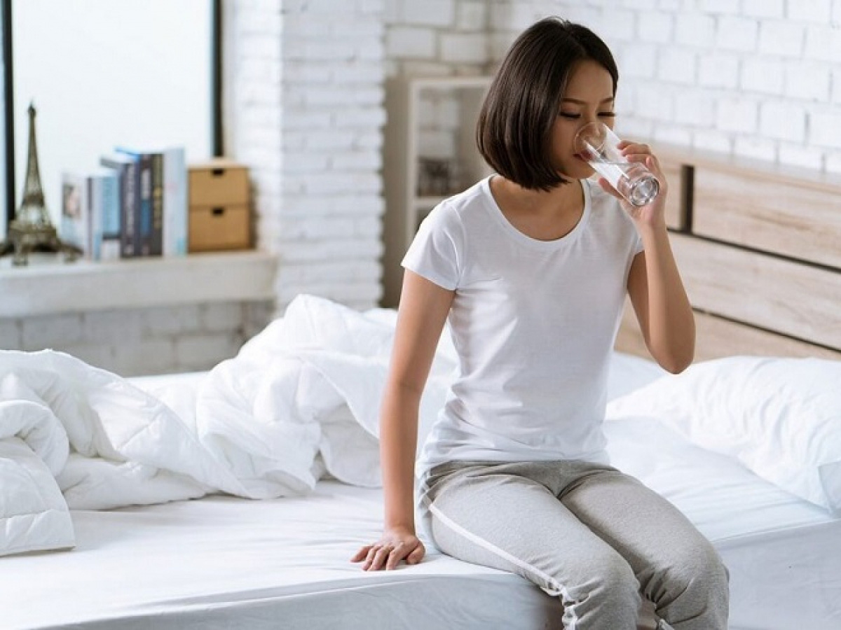 Lợi &iacute;ch tuyệt vời khi uống nước v&agrave;o buổi s&aacute;ng khi ngủ dậy - Ảnh 4.
