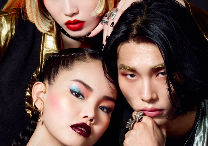 Đẹp mê hồn với bộ sưu tập giới hạn Shu Uemura X One Piece