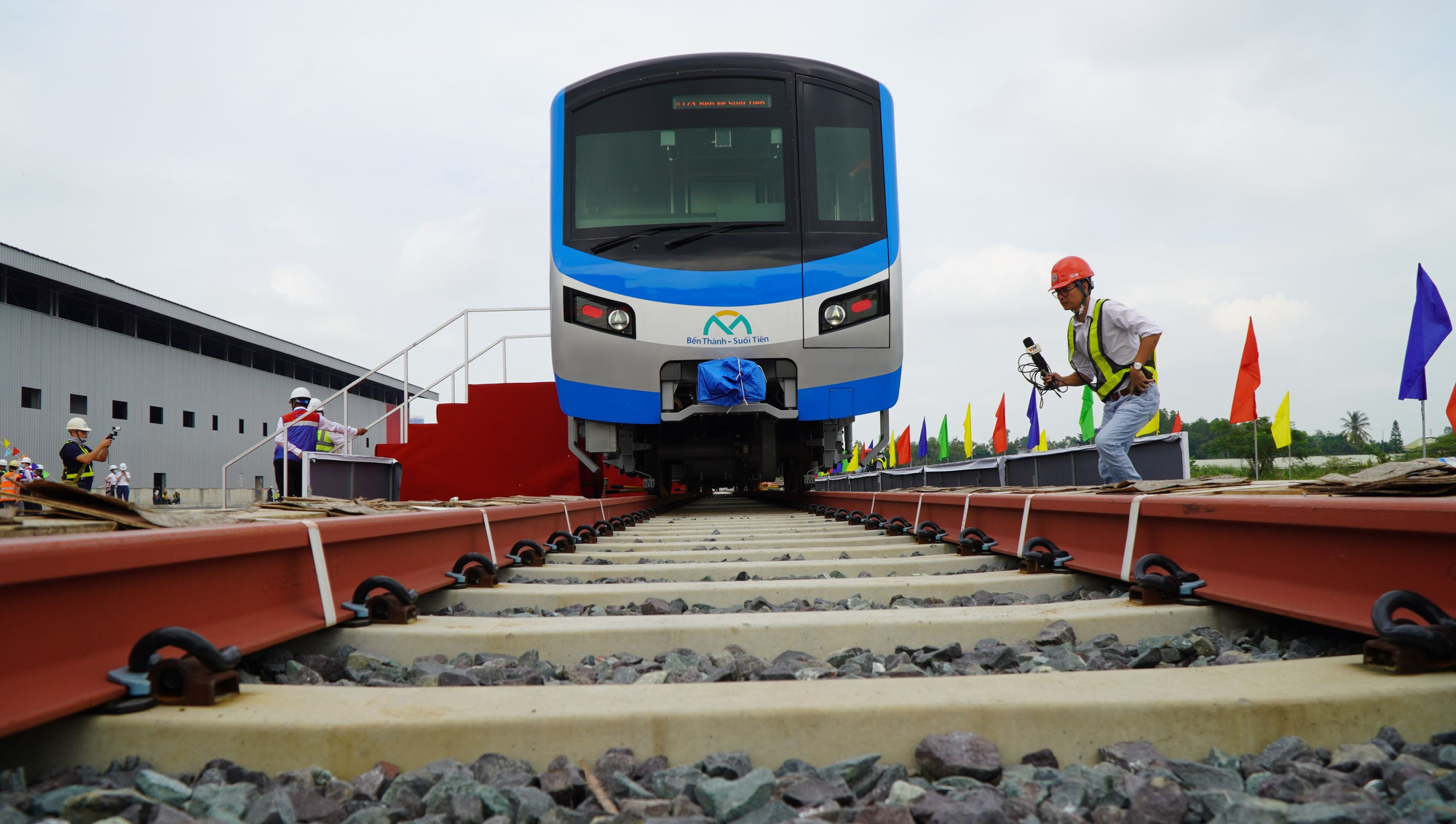Nhiều gói thầu thuộc tuyến Metro số 1 trễ tiến độ 4-8 tháng vì dịch Covid-19