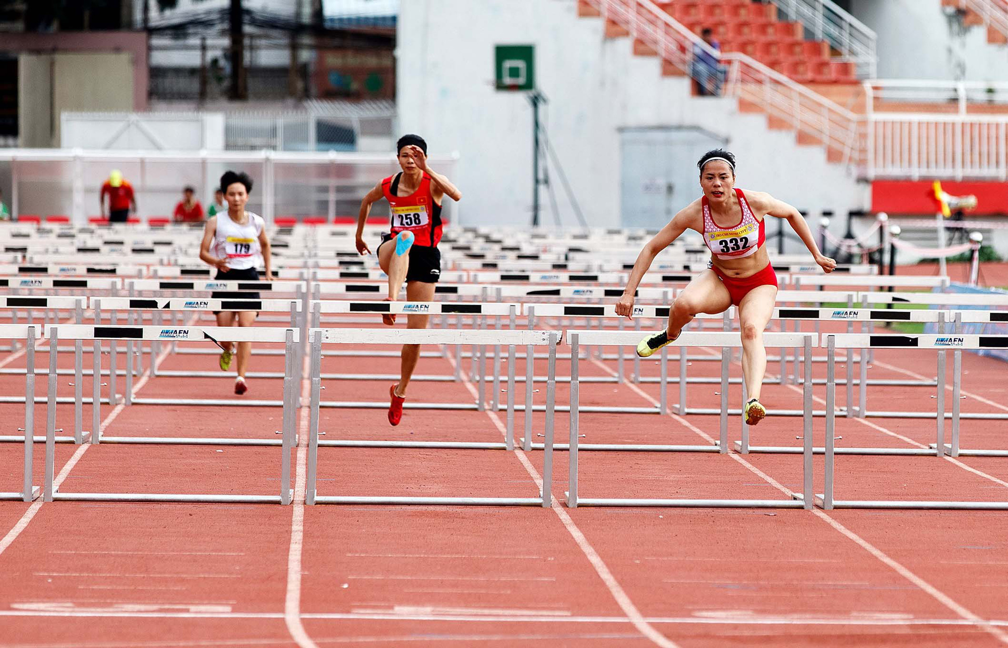 Giải V&ocirc; địch điền kinh quốc gia 2020: Nhiều tuyển thủ tranh t&agrave;i - Ảnh 1.
