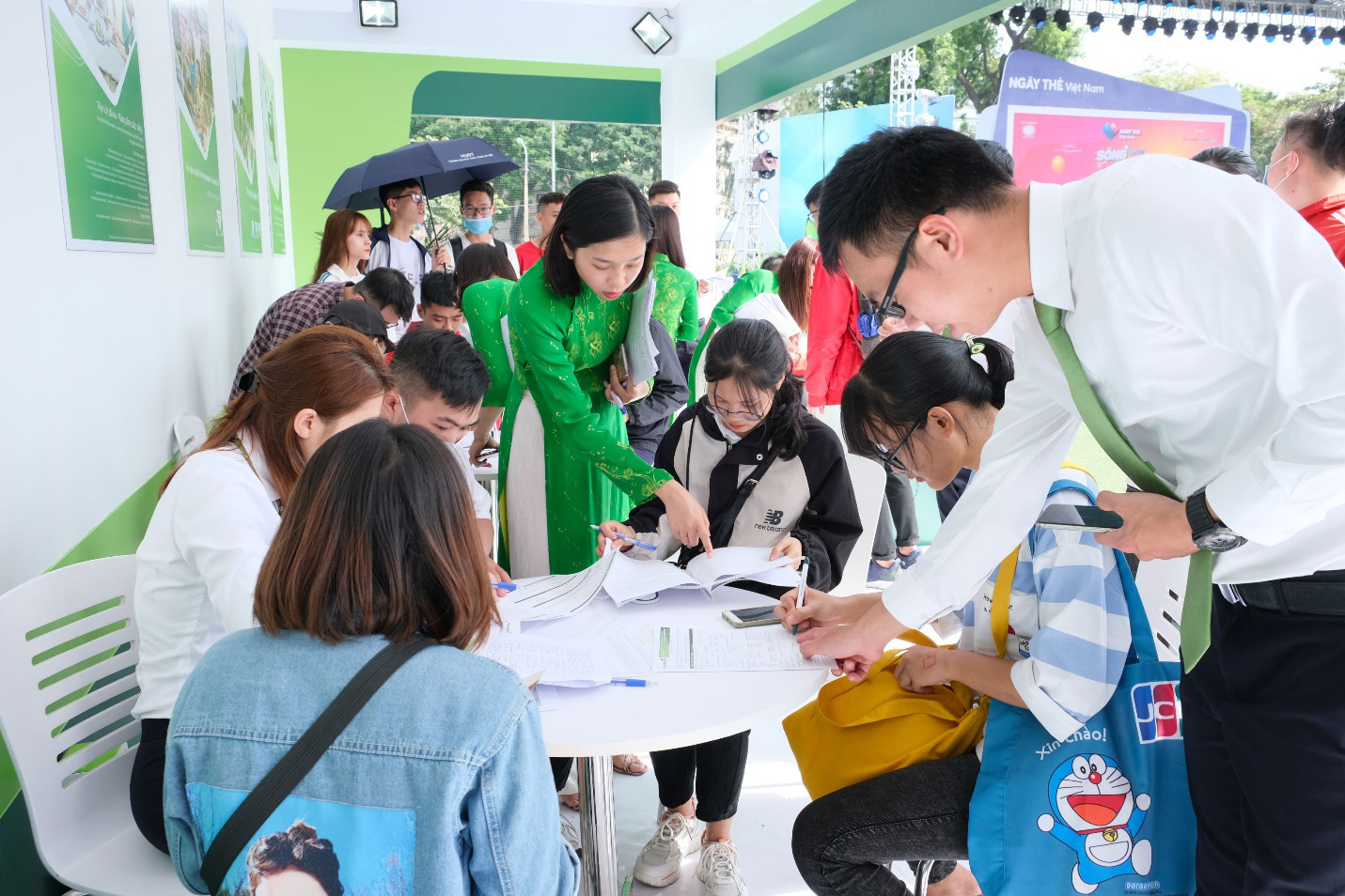Vietcombank đồng h&agrave;nh c&ugrave;ng S&oacute;ng Festival &ndash; chuỗi hoạt động nằm trong khu&ocirc;n khổ Ng&agrave;y Thẻ Việt Nam 2020 - Ảnh 4.