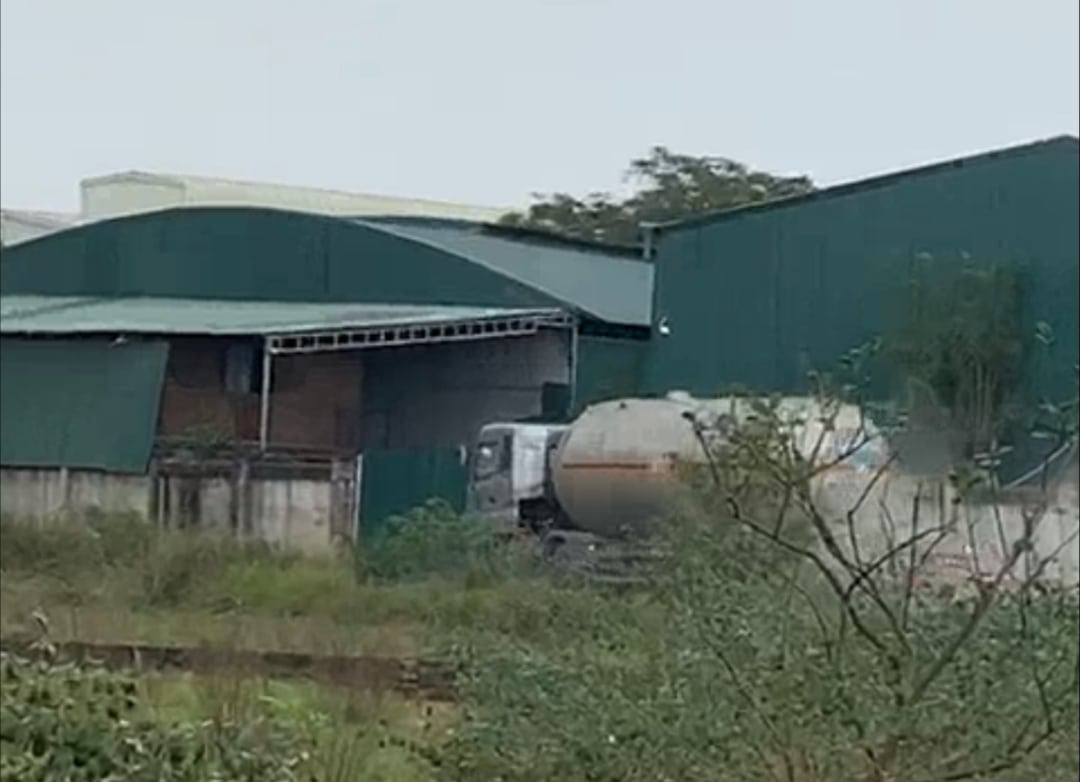 Kho nghi chiết gas lậu "khủng" đóng cửa khi bị kiểm tra