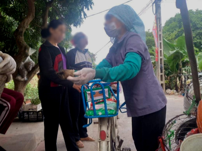 Mâu thuẫn, chồng mua dao, thuốc diệt chuột về giết vợ - Ảnh 1.