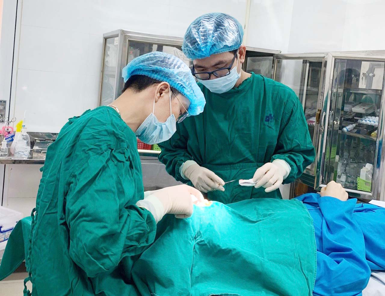 Kh&ocirc;ng n&ecirc;n chủ quan với bệnh phong - Ảnh 1.