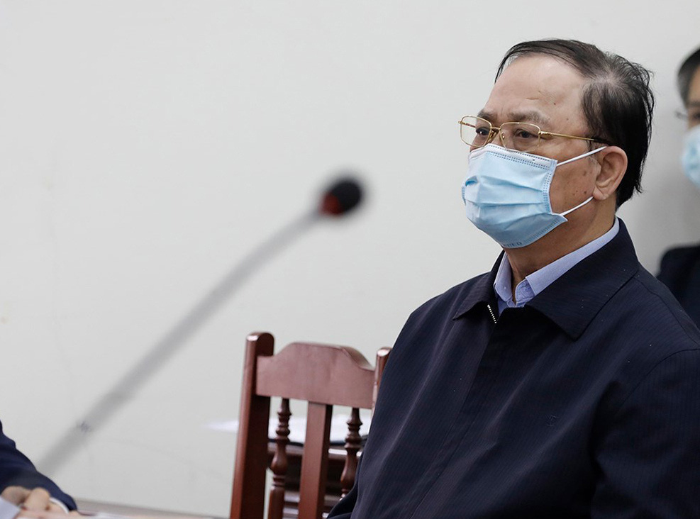 Nguyên thứ trưởng Nguyễn Văn Hiến xin hưởng án treo, Út "trọc" kêu oan