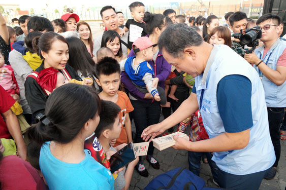 An tâm về quê đón Tết