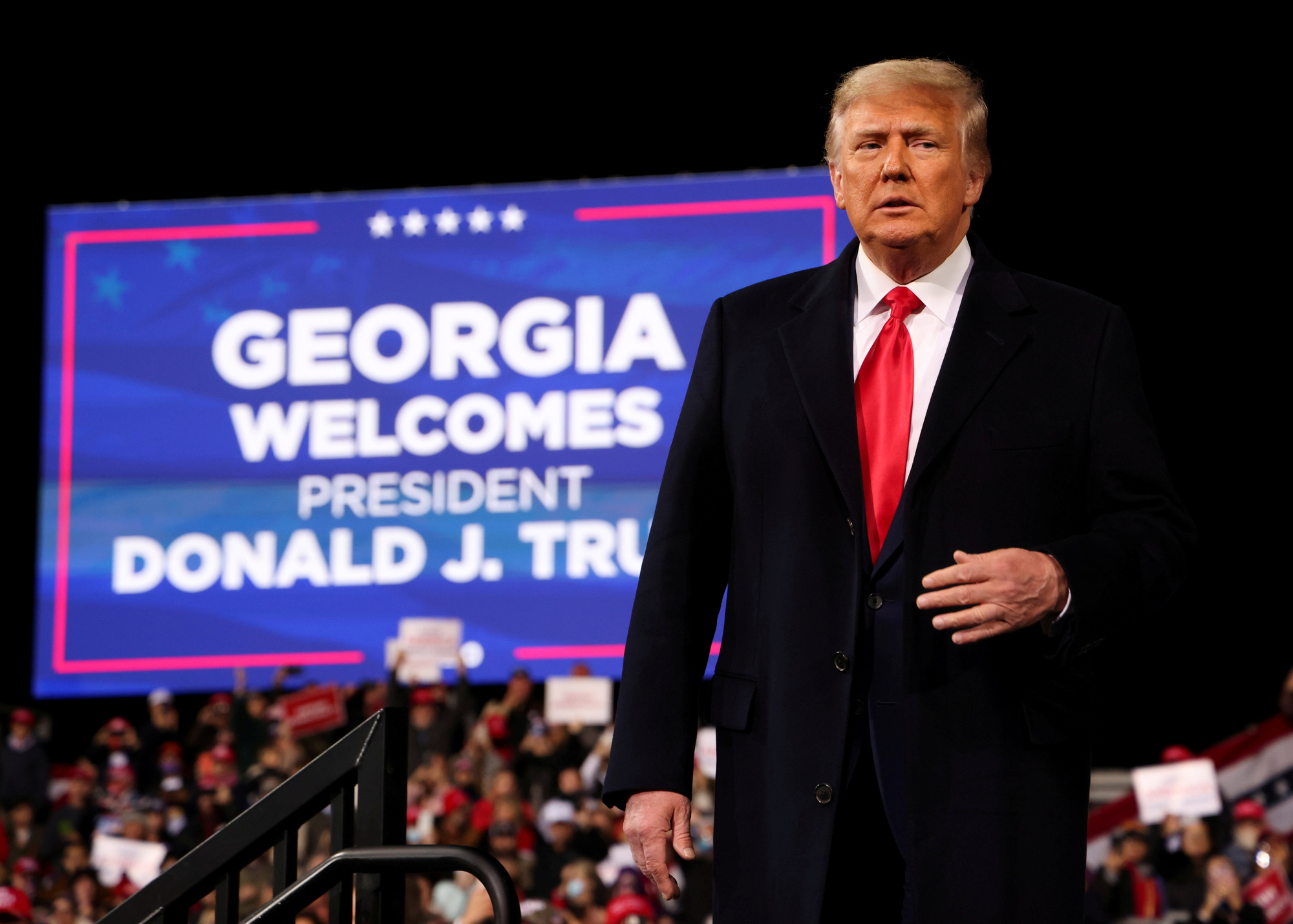 Những ngày buồn của Tổng thống Donald Trump