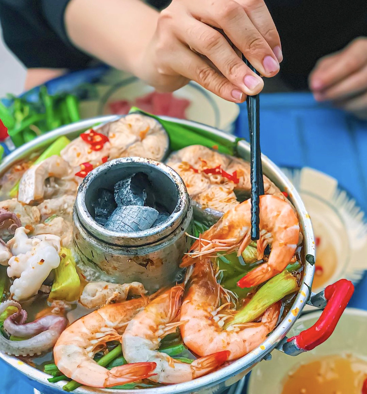 G&agrave; mẹt v&agrave; loạt m&oacute;n ngon đổi vị ng&agrave;y m&aacute;t ở TP HCM - Ảnh 10.