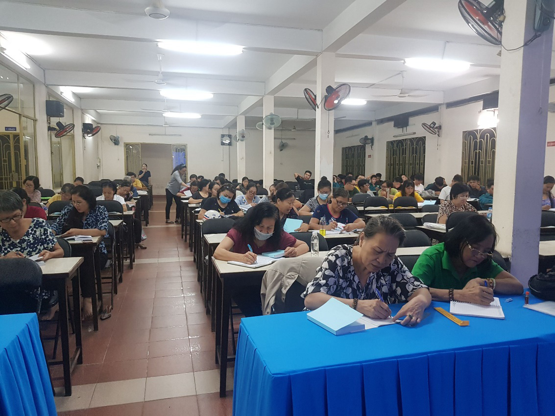 Những lớp học chính trị đặc biệt