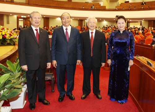 Hội nghị Trung ương 14: Giới thiệu nh&acirc;n sự Bộ Ch&iacute;nh trị, Ban B&iacute; thư - Ảnh 1.