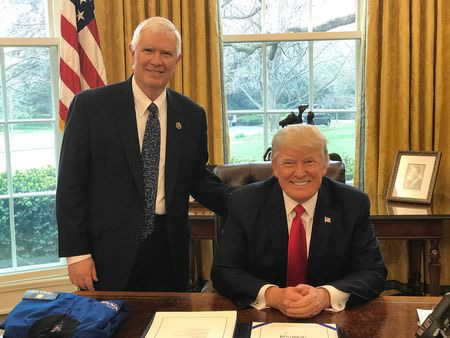 Phe Tổng thống Trump lên kế hoạch “ngáng chân” ông Biden phút cuối