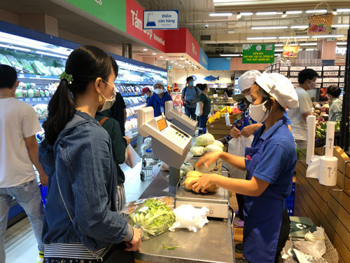 Siêu thị khuyến mãi Tết sớm
