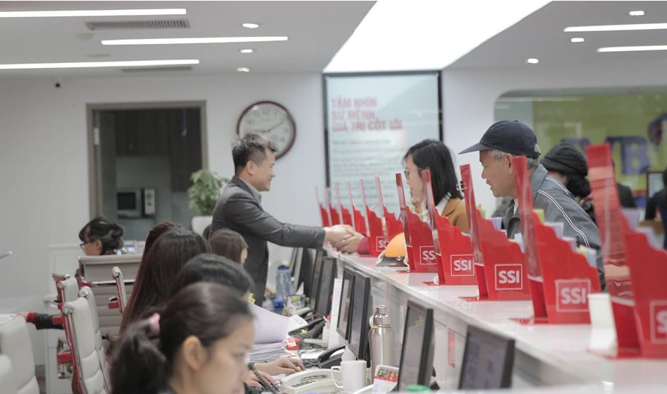 Đại gia chứng khoán được 9 ngân hàng nước ngoài cho vay 2.000 tỉ đồng