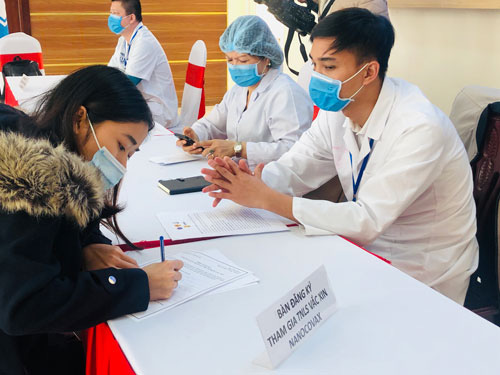 Hôm nay, Việt Nam tiêm vắc-xin Covid-19 trên người