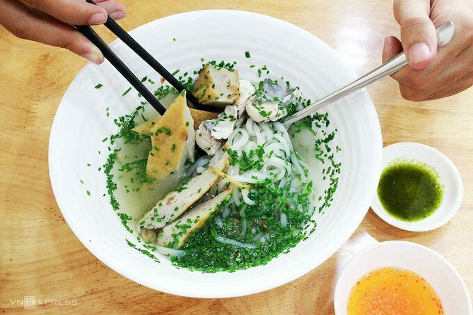 3 địa chỉ b&aacute;nh canh cho thực kh&aacute;ch đổi vị - Ảnh 2.