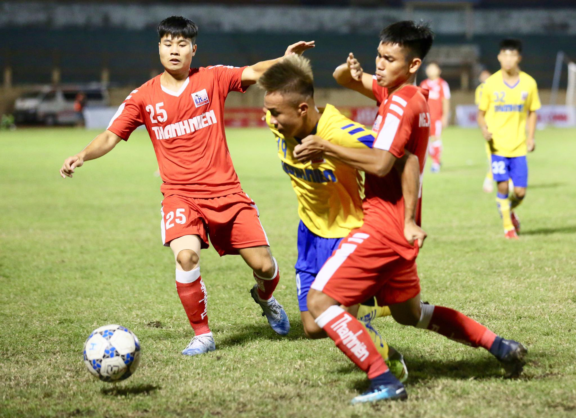 U21 Viettel vất vả thắng Đồng Th&aacute;p, v&agrave;o chung kết Giải U21 quốc gia - Ảnh 1.