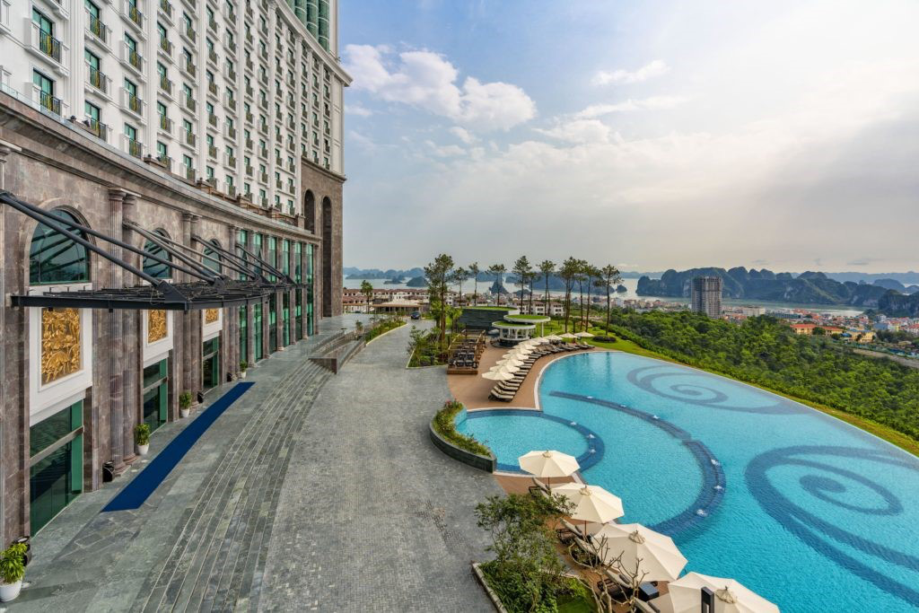 Vui quên lối về tại 4 địa điểm team building sang - xịn - mịn từ Bắc vào Nam