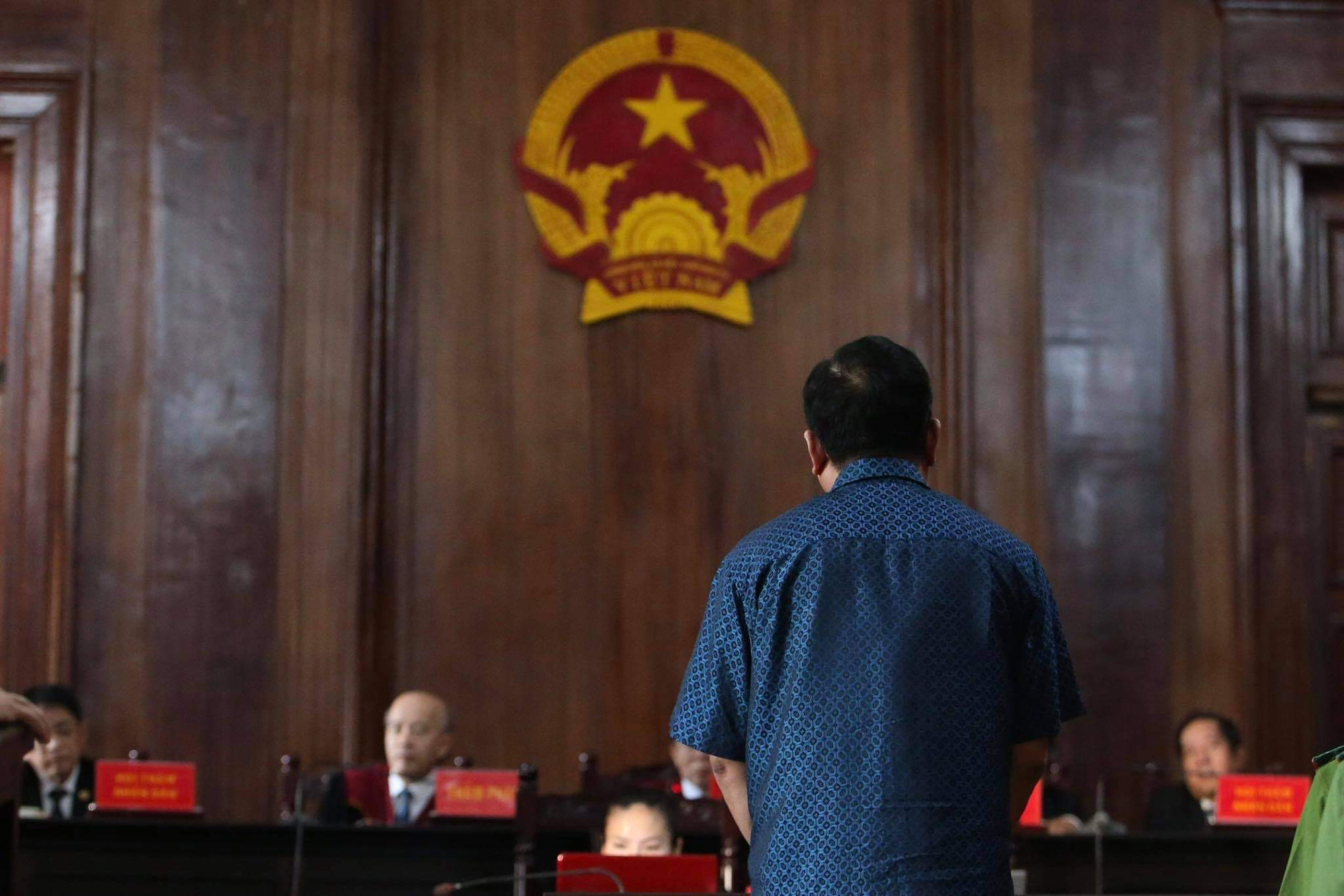 Kịch t&iacute;nh trong x&eacute;t xử &ocirc;ng Đinh La Thăng v&agrave; đồng phạm - Ảnh 2.