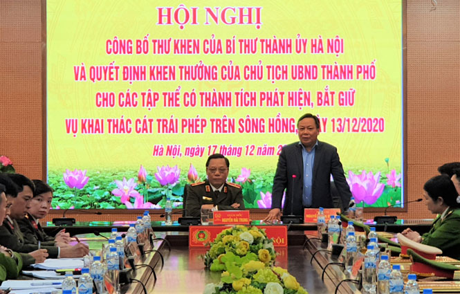 Bí thư Vương Đình Huệ gửi thư khen vụ bắt 11 tàu cùng 32 kẻ bảo kê cho cát tặc - Ảnh 2.