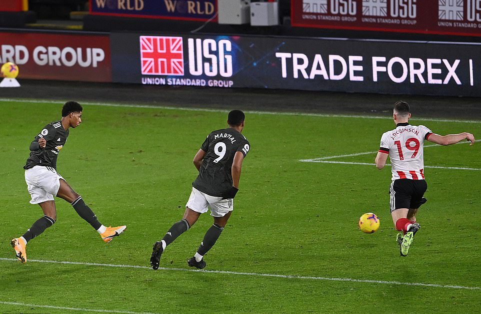 Man United ngược d&ograve;ng th&agrave;nh c&ocirc;ng, hụt Top 4 trong gang tấc - Ảnh 5.