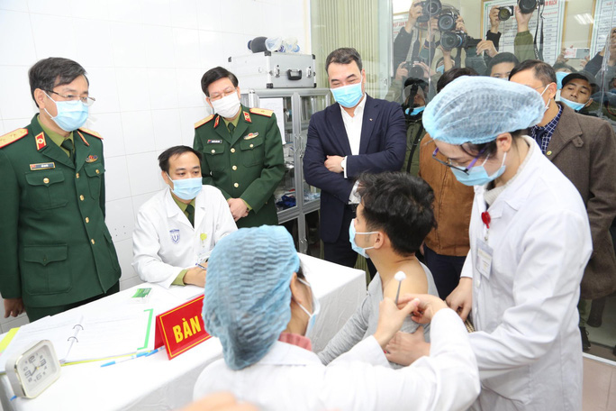 Dấu son nền y học Việt