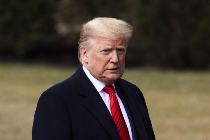 Tổng thống Trump k&yacute; luật loại c&ocirc;ng ty Trung Quốc khỏi s&agrave;n chứng kho&aacute;n - Ảnh 1.