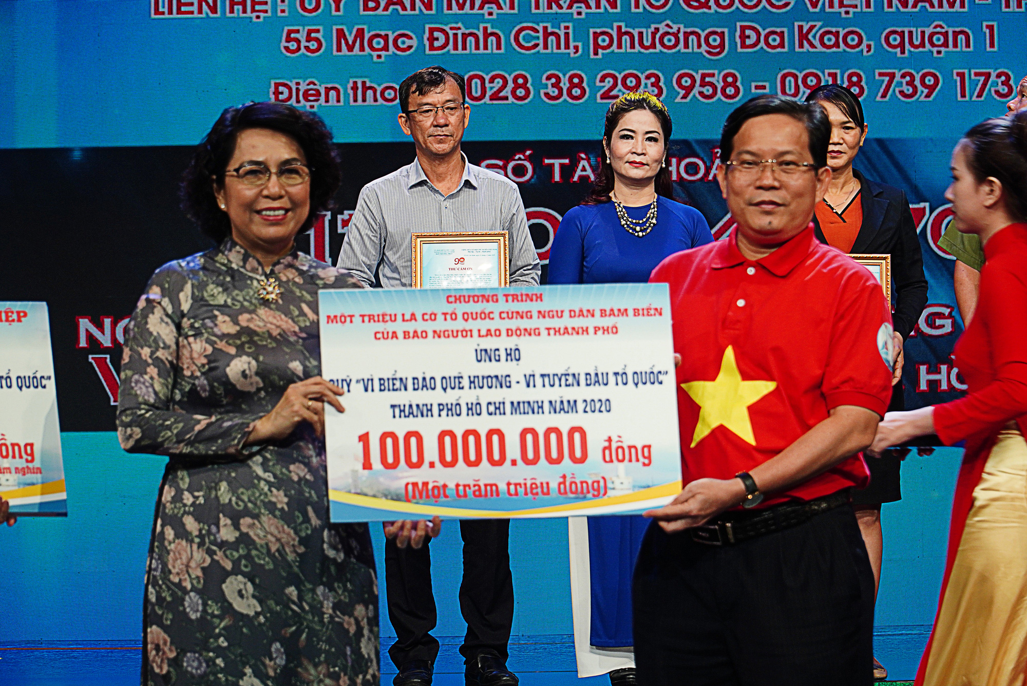 Triệu tấm lòng hướng về biên giới, biển, đảo Tổ quốc