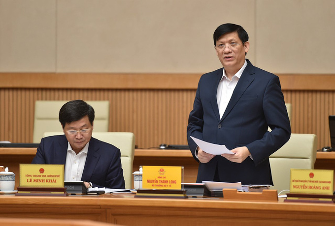 NÓNG: Nam tiếp viên VNA mắc Covid-19 đi học, đi ăn trưa trong thời gian tự cách ly