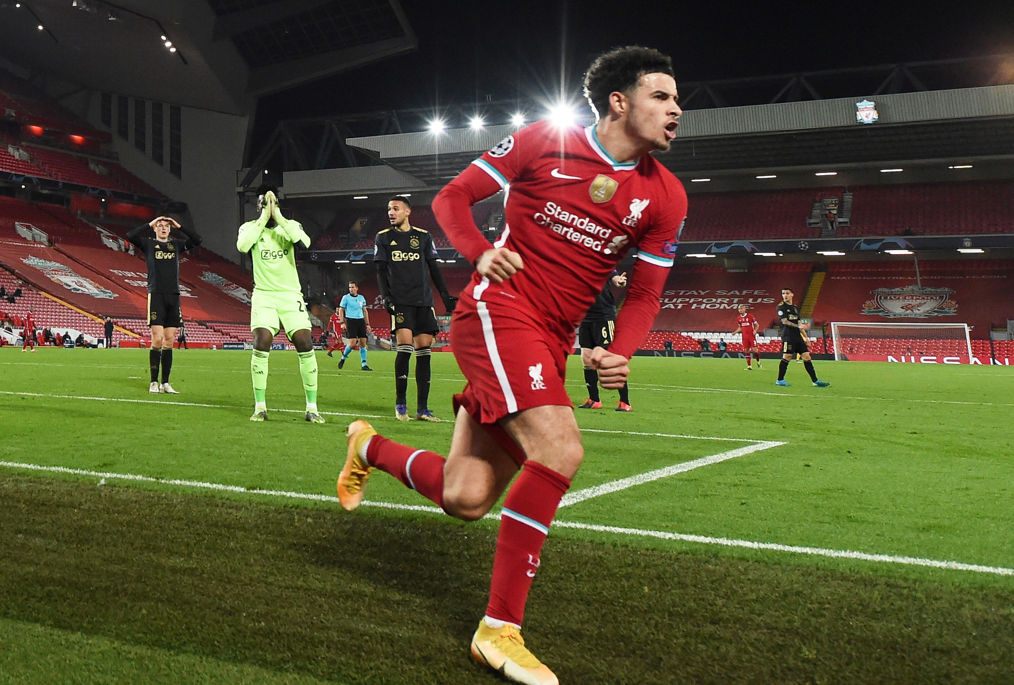 Liverpool vượt qua vòng bảng Cúp C1/Champions League - Ảnh 6.