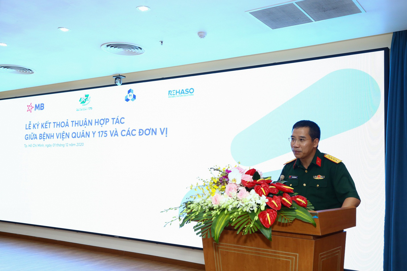 MB hợp t&aacute;c với Bệnh viện Qu&acirc;n y 175 nhằm đẩy mạnh thanh to&aacute;n viện ph&iacute; kh&ocirc;ng tiền mặt - Ảnh 2.
