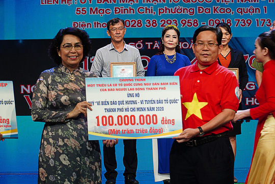 Triệu tấm l&ograve;ng hướng về bi&ecirc;n giới, biển, đảo Tổ quốc - Ảnh 1.