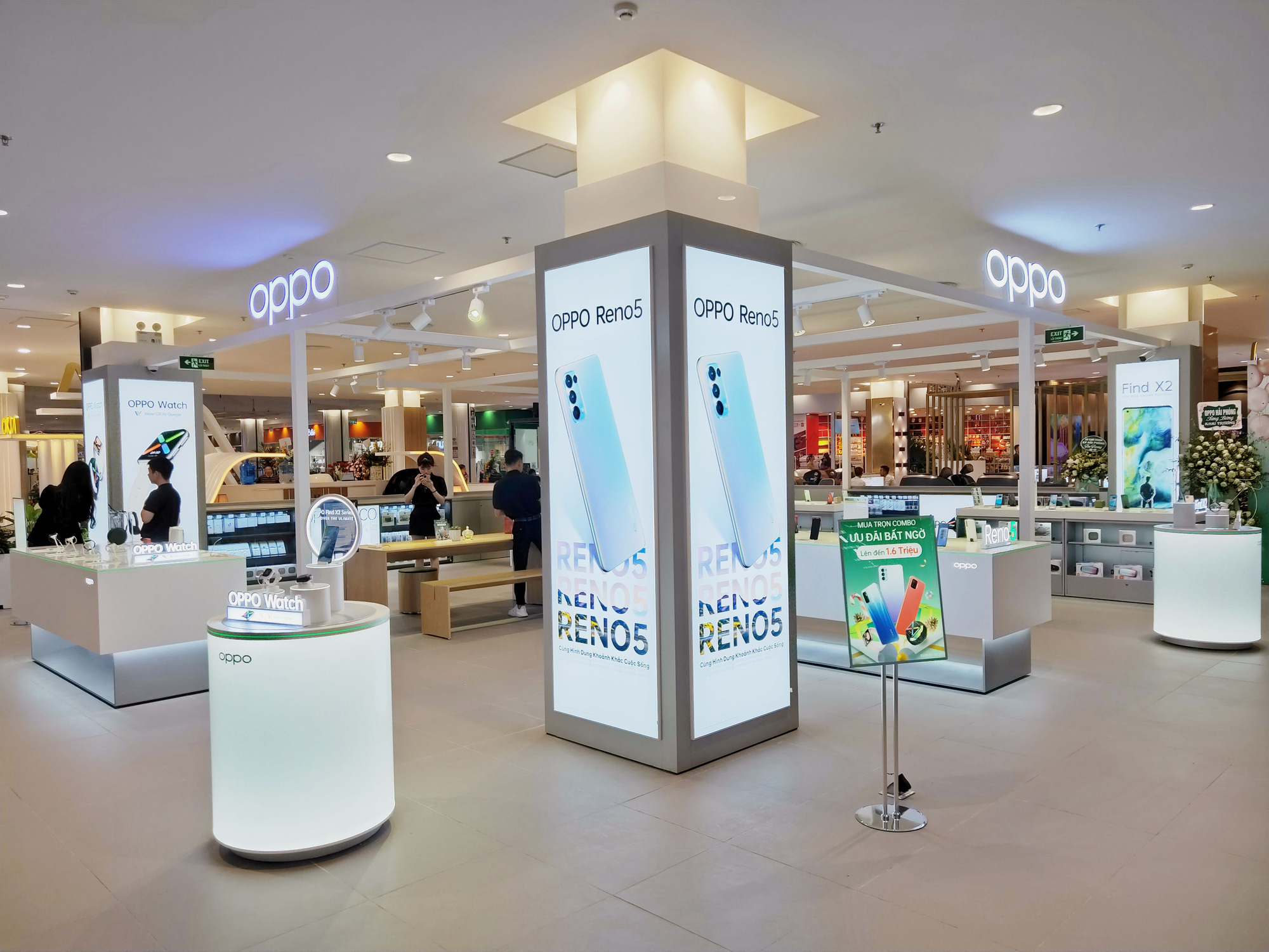 OPPO mở cửa hàng trải nghiệm thứ 9 tại Việt Nam