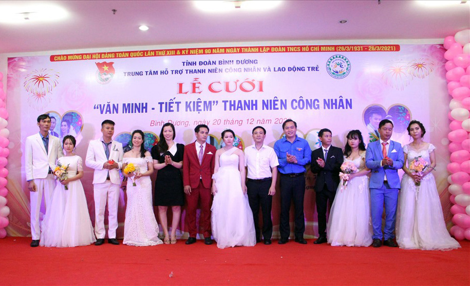 Bình Dương: Tổ chức lễ cưới tập thể cho công nhân khó khăn