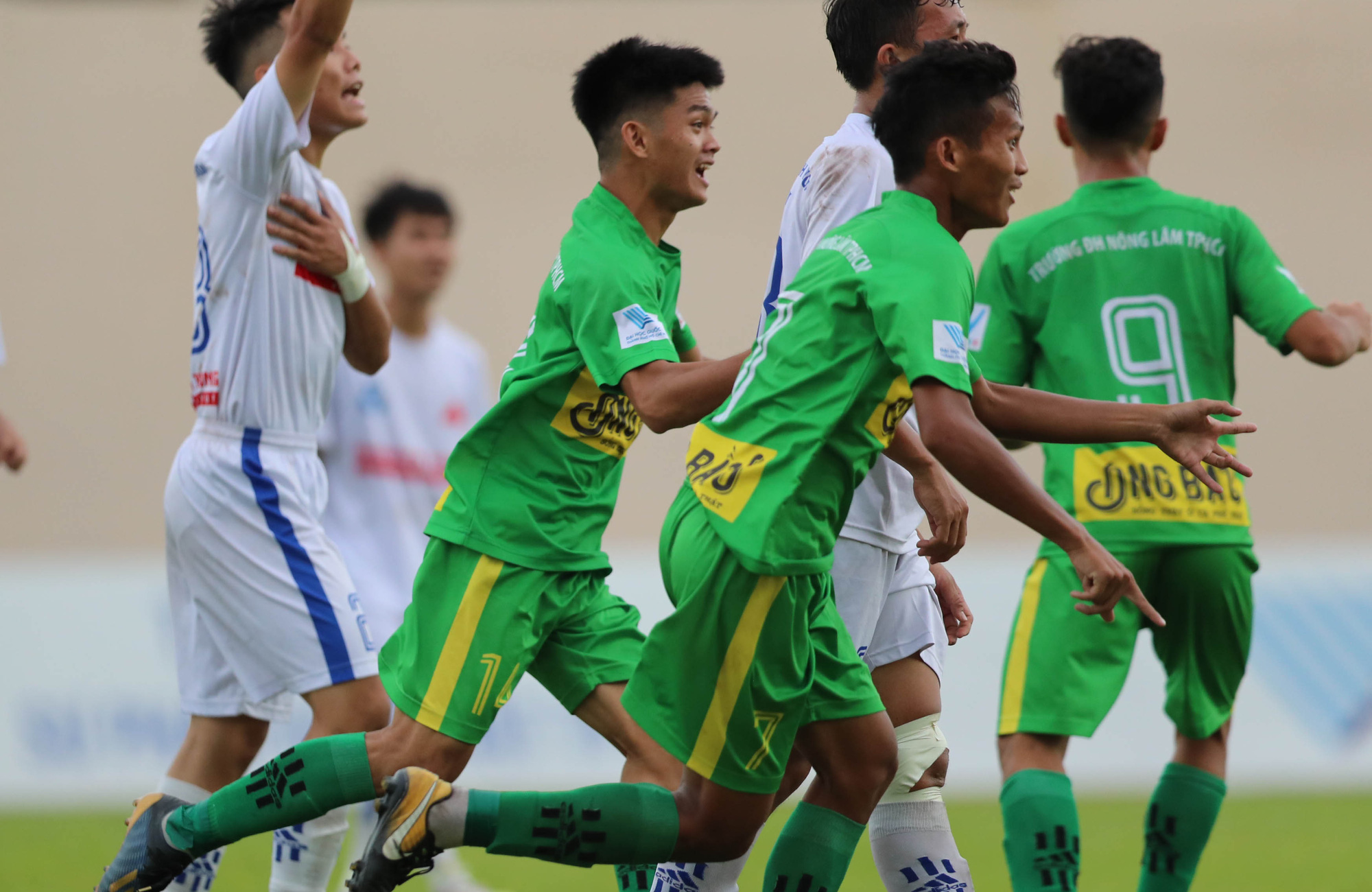 Đại học N&ocirc;ng L&acirc;m TP HCM t&aacute;i ngộ Đại học Cần Thơ ở chung kết tiền tỉ của SV-League 2020 - Ảnh 1.