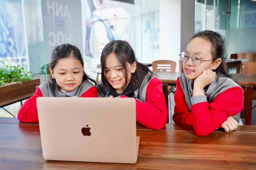 Ivy Global School c&ocirc;ng bố m&ocirc; h&igrave;nh lớp học tương t&aacute;c online với gi&aacute;o vi&ecirc;n Mỹ - Ảnh 3.