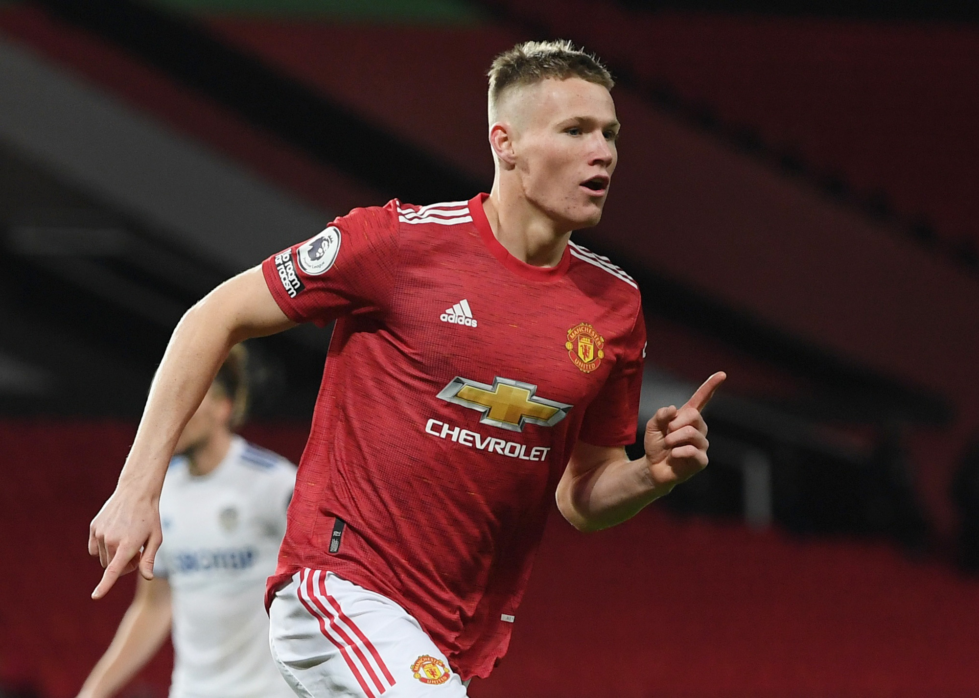 V&agrave;o top 3, Man United đối diện nguy cơ mất trụ cột - Ảnh 3.