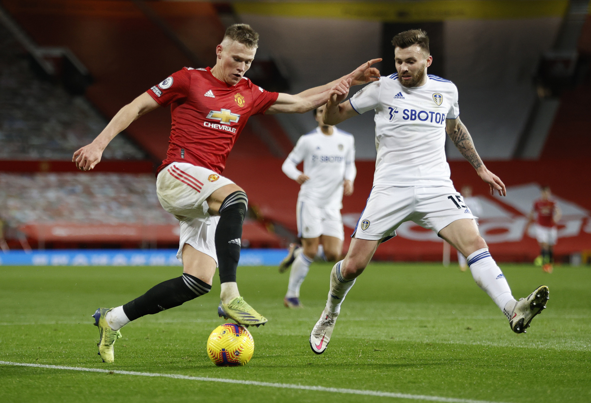 V&agrave;o top 3, Man United đối diện nguy cơ mất trụ cột - Ảnh 2.