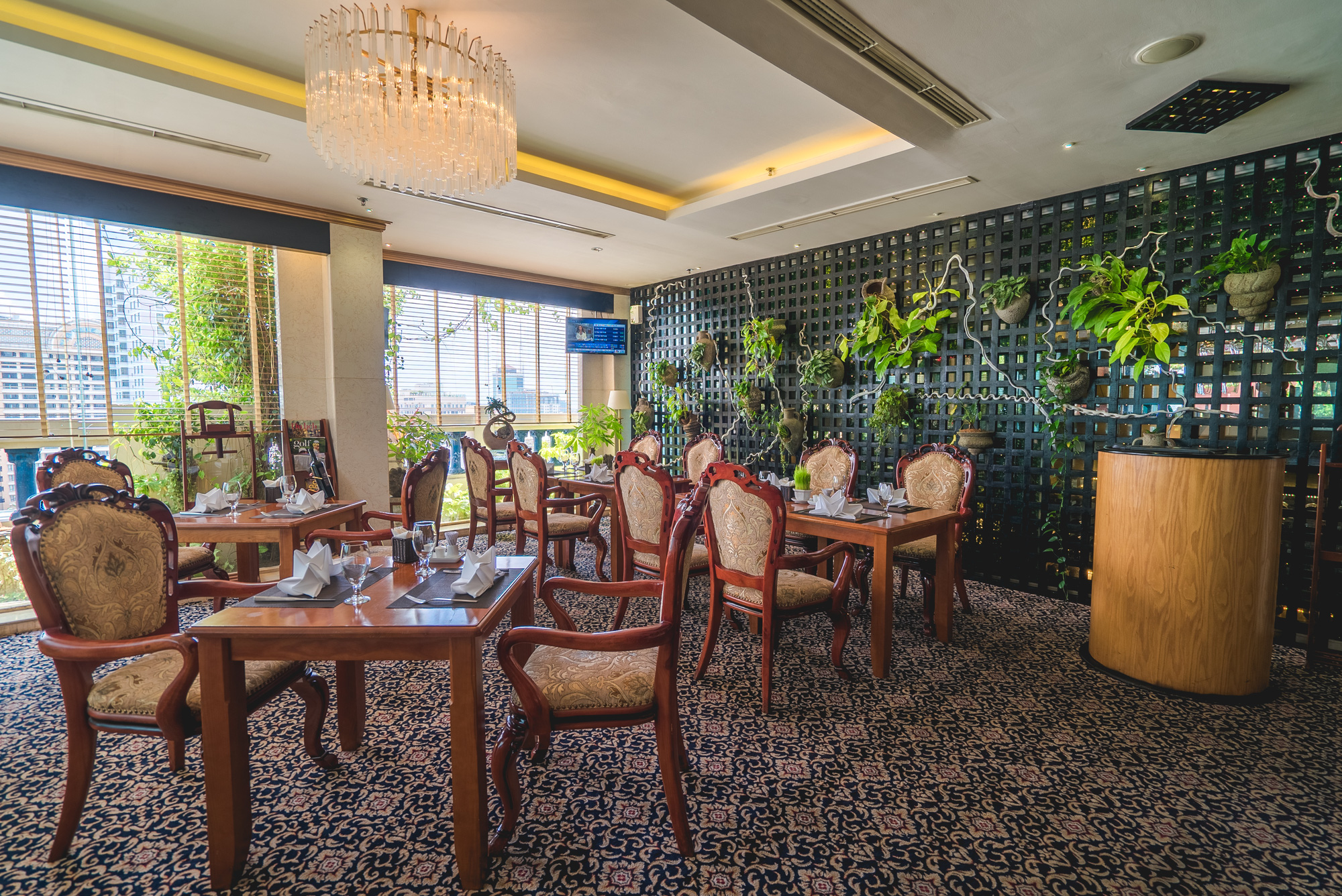 Saigontourist Group sớm triển khai chương trình kích cầu du lịch quý I-2021 - Ảnh 5.