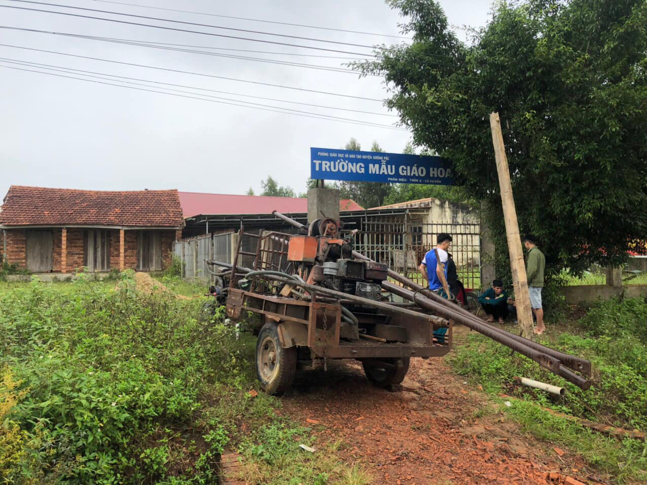 Quỹ khuyến học Đ&egrave;n Đom Đ&oacute;m đến với Đắk Lắk: Dự án nhỏ, hạnh phúc to - Ảnh 1.