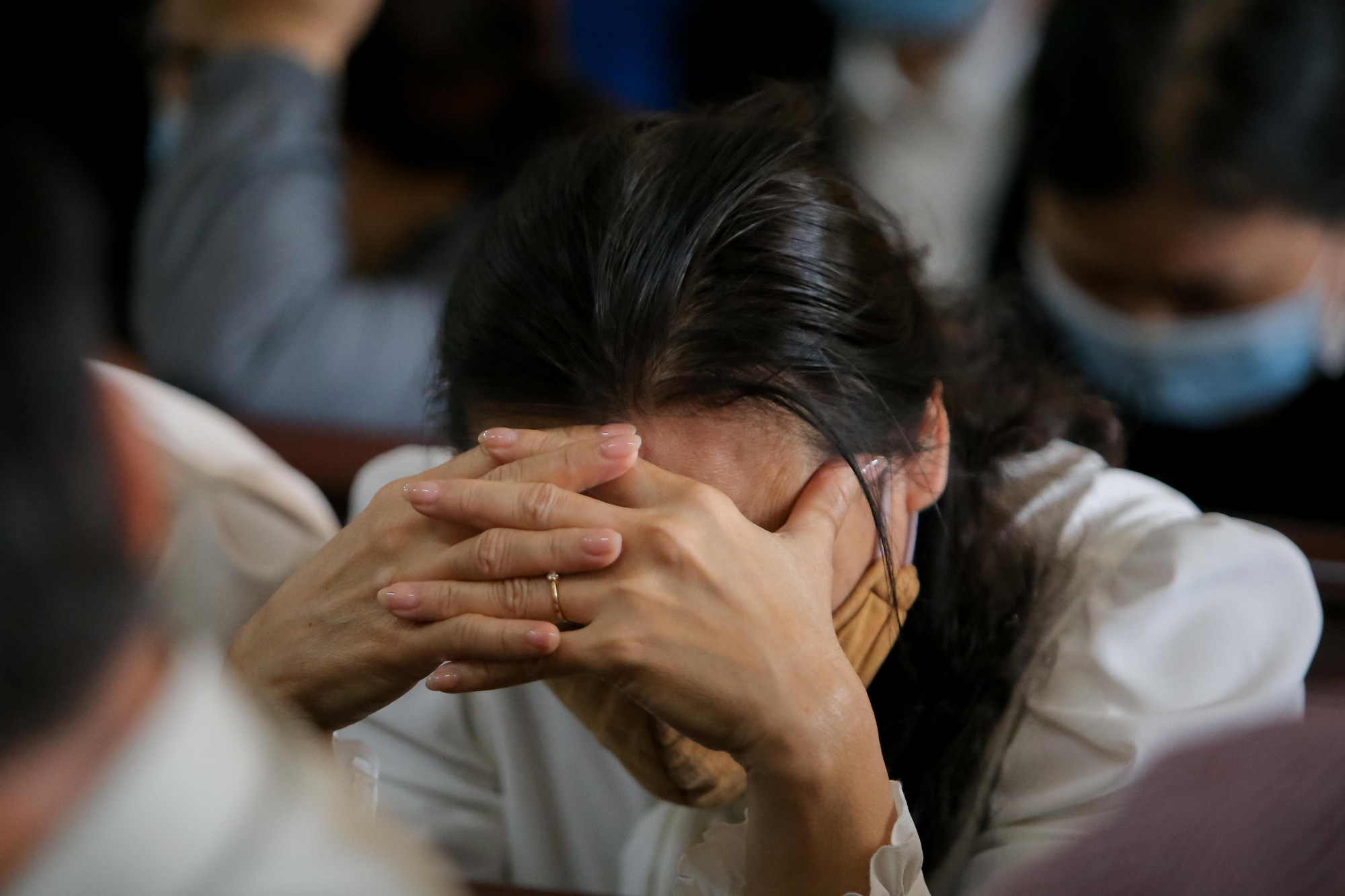 Những chi tiết, h&igrave;nh ảnh &ldquo;đắt&rdquo; trong phi&ecirc;n xử &ocirc;ng Đinh La Thăng - Ảnh 9.