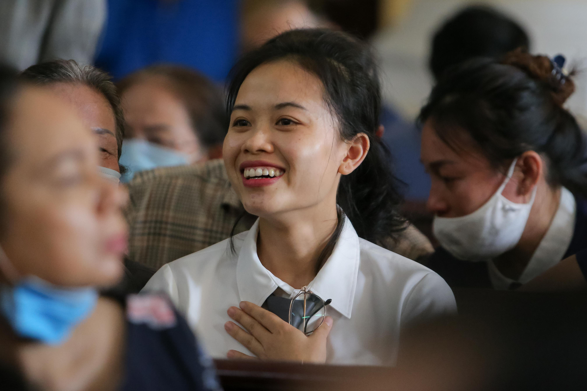 Những chi tiết, h&igrave;nh ảnh &ldquo;đắt&rdquo; trong phi&ecirc;n xử &ocirc;ng Đinh La Thăng - Ảnh 7.