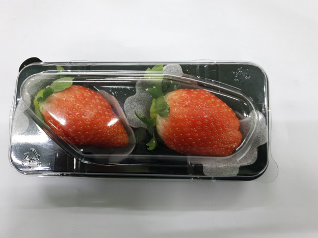 Ra mắt tiệc buffet tr&aacute;ng miệng cao cấp với chủ đề d&acirc;u t&acirc;y H&agrave;n Quốc - Ảnh 2.