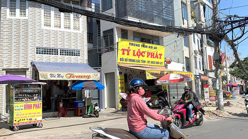 Giải pháp cho nhà siêu mỏng sau khi mở rộng đường