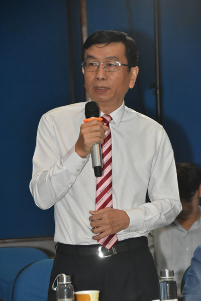 8-ong-Ngoc