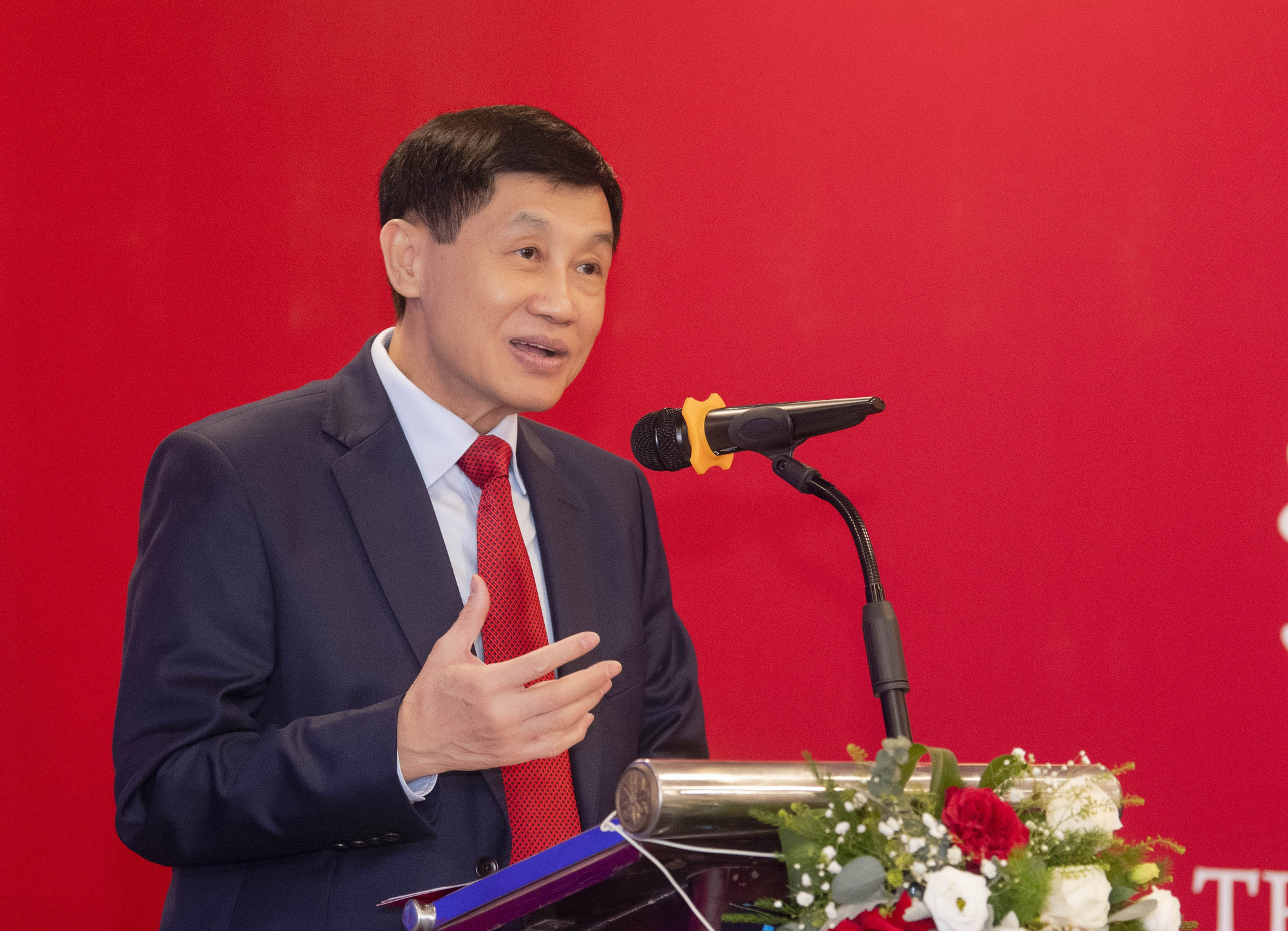 &Ocirc;ng Johnathan Hạnh Nguyễn hợp t&aacute;c mở cửa h&agrave;ng miễn thuế dưới phố đầu ti&ecirc;n ở H&agrave; Nội - Ảnh 3.