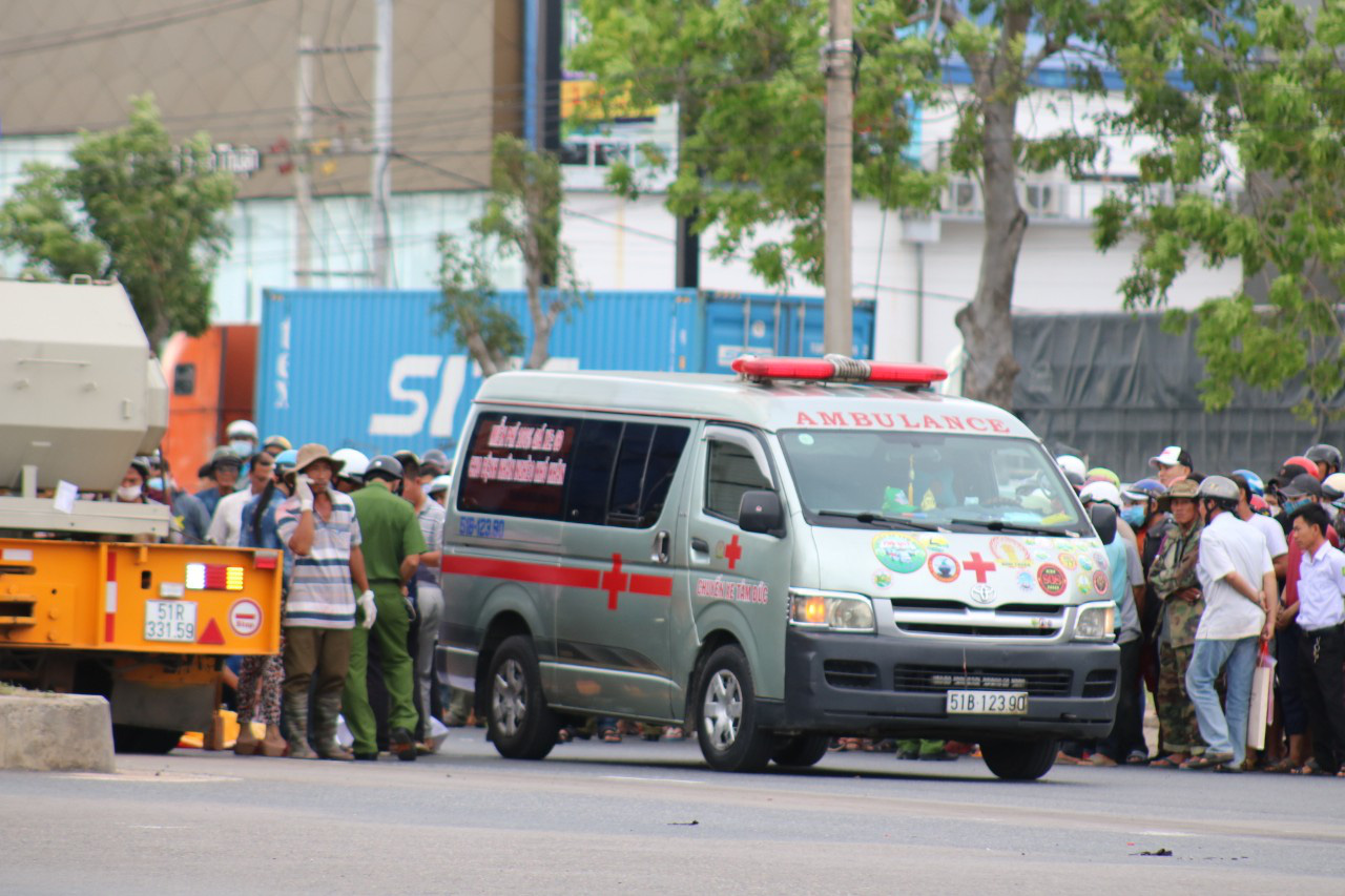 Nữ sinh Bình Thuận chết thảm trên đường đi học