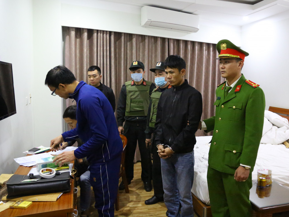 Nhiều &ldquo;qu&yacute; b&agrave;&rdquo; tham gia đường d&acirc;y đ&aacute;nh bạc giao dịch 600 triệu đồng/ng&agrave;y - Ảnh 2.